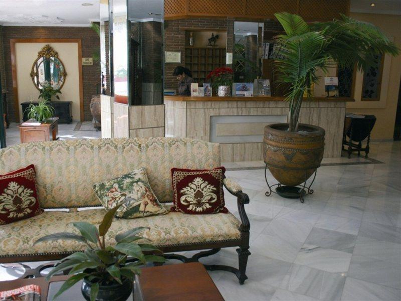 Hotel Toboso Chaparil Nerja Zewnętrze zdjęcie